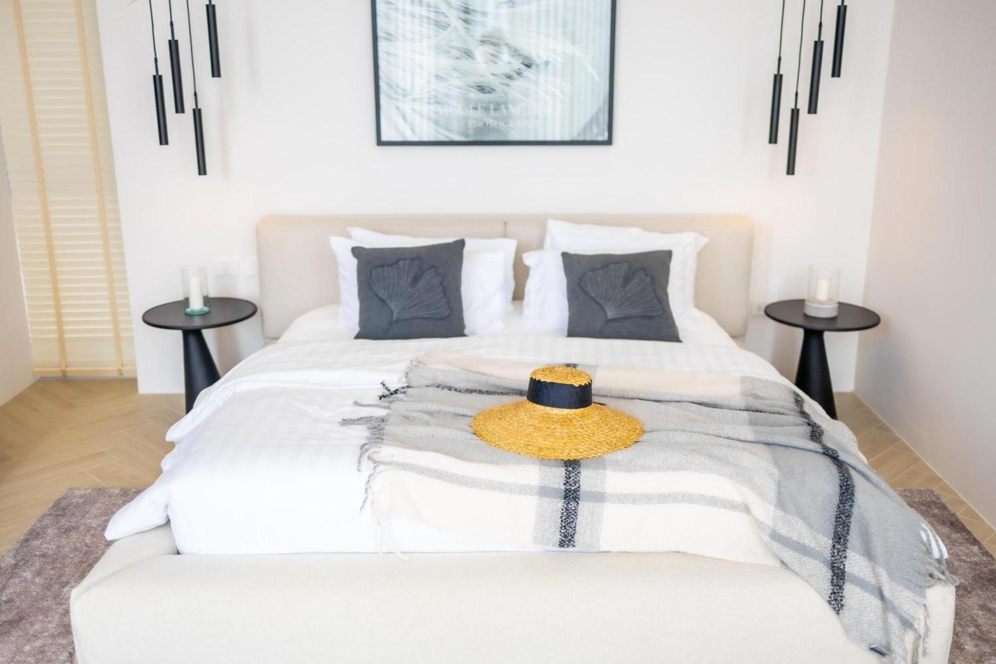 Akra Collection Layan - Hideaway Villas Buitenkant foto